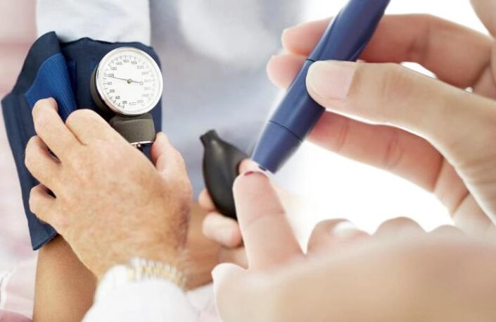 Measuring blood sugar in diabetes